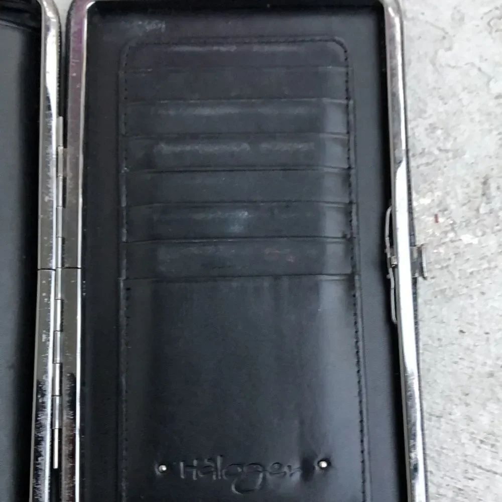 Halogen wallet   - Picture 5 of 8